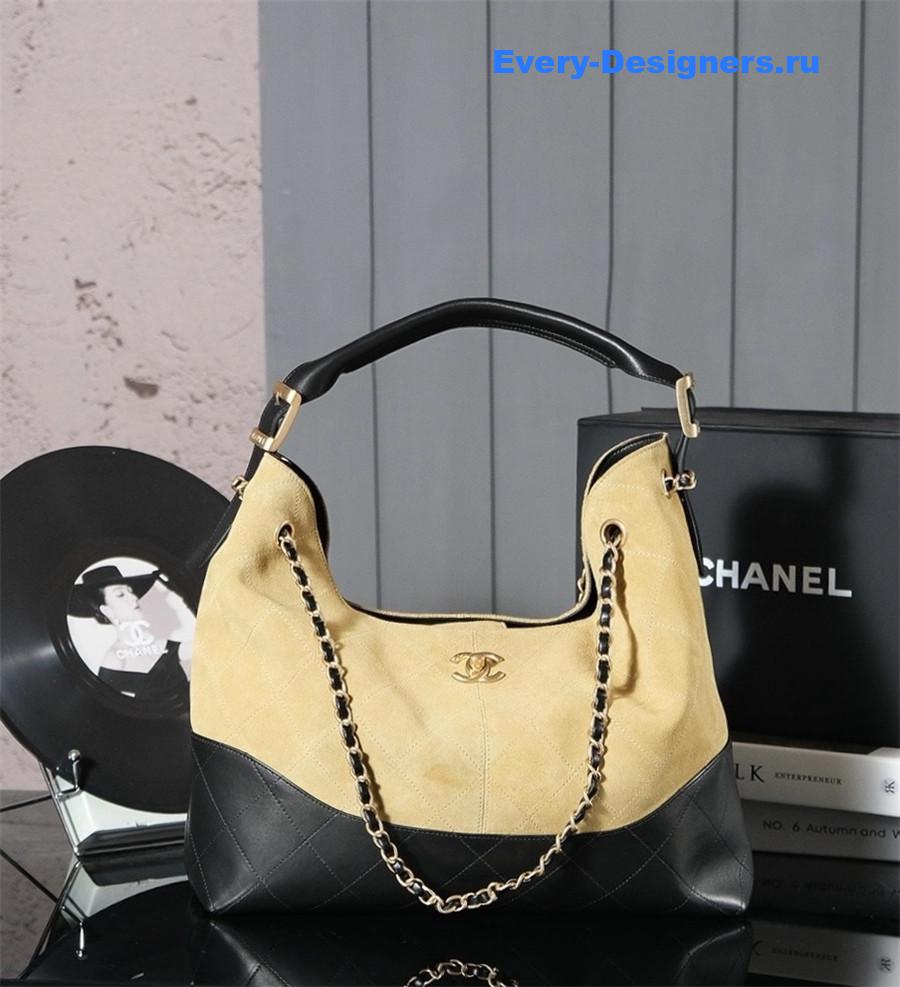 Ch**el brown cc logo shopping bag