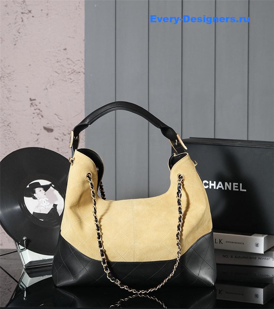 Ch**el brown cc logo shopping bag