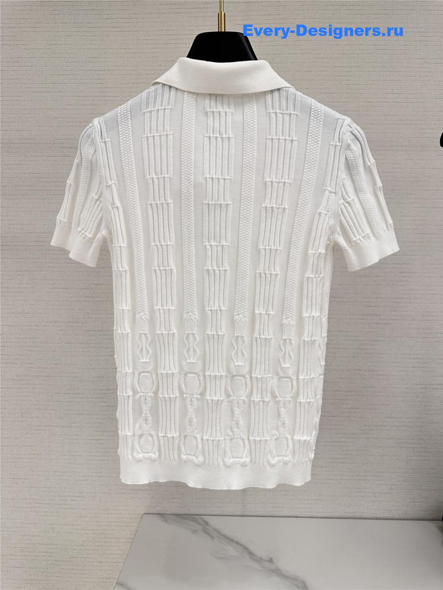 H**me5 white knit short sleeve top