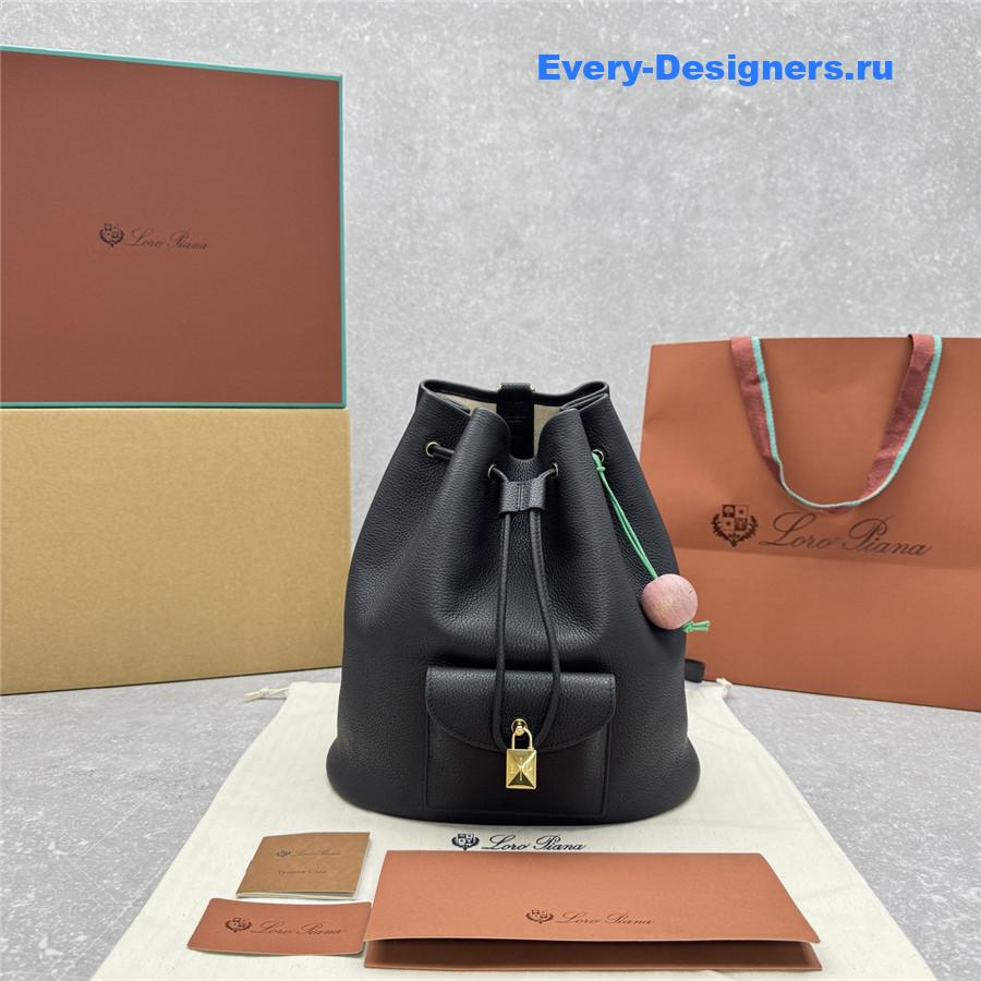 L0r0 P1ana black calfskin backpack