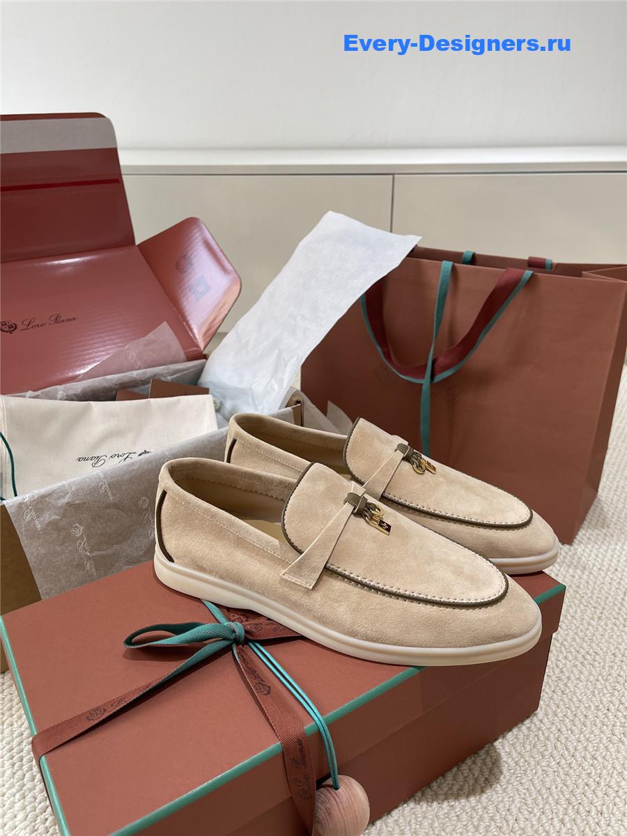 L0r0 P1ana beige suede loafers