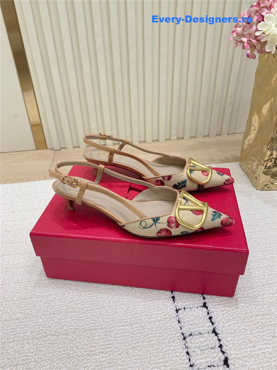 Va1e*ntin0 cherryfic 40mm slingbacks