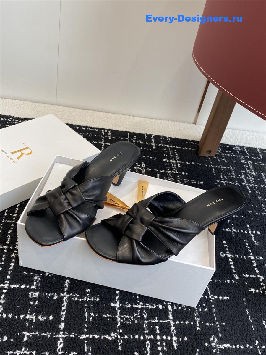 The R0w black knot leather sandals