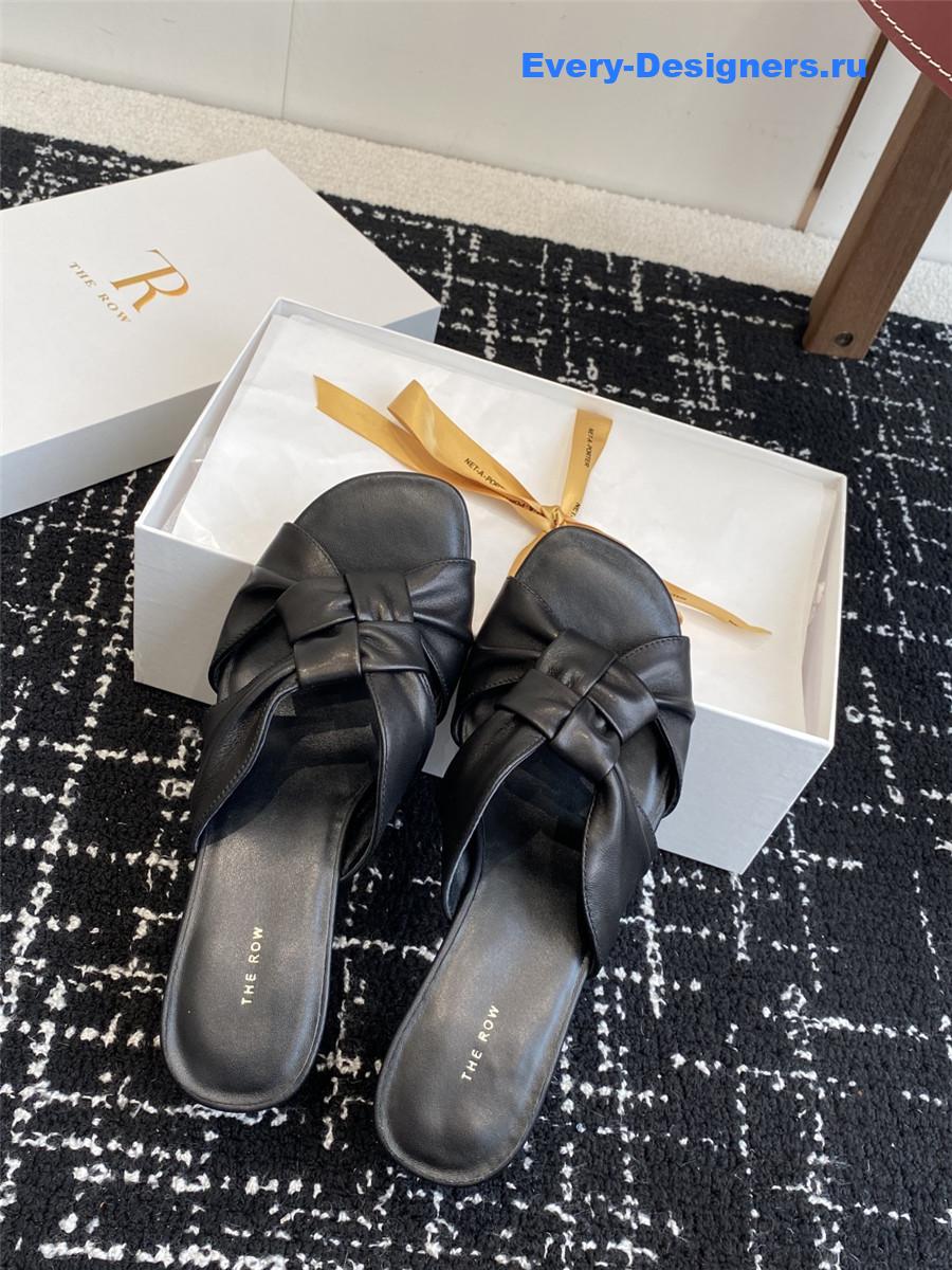 The R0w black knot leather sandals