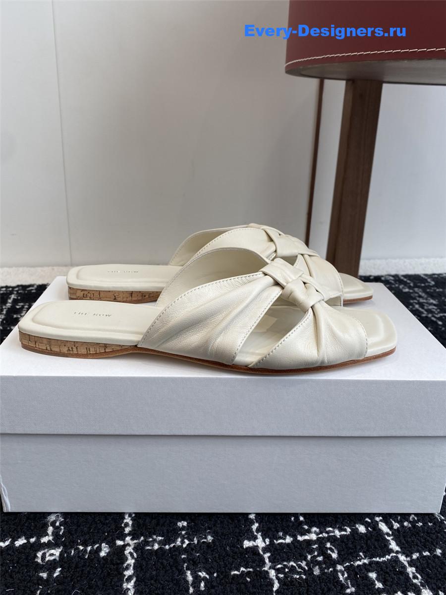 The R0w soft knot white leather flats