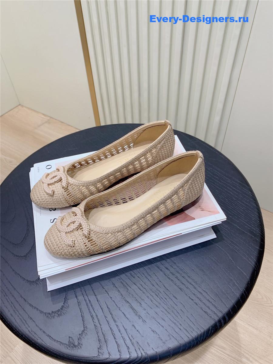 Ch**el cc beige raffia ballet flats