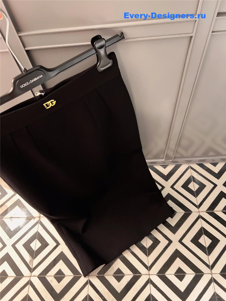 Dolce & Gabbana Wool Pencil Skirt