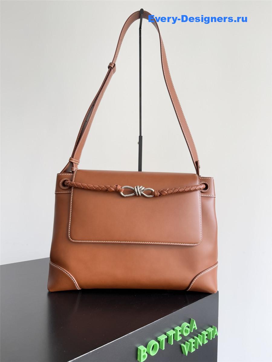 b0tt*ga Ven*ta andiamo leather messenger bag brown