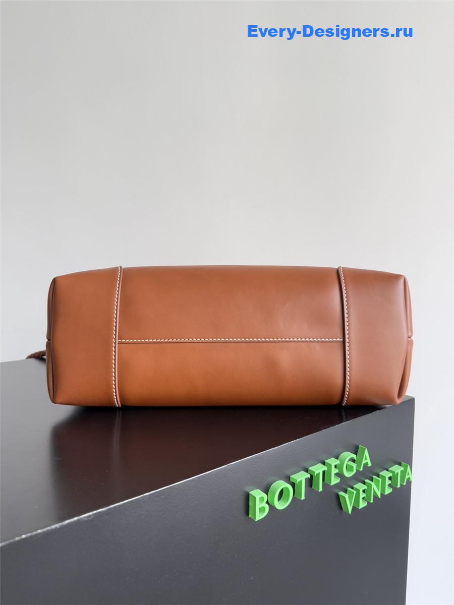 b0tt*ga Ven*ta andiamo leather messenger bag brown