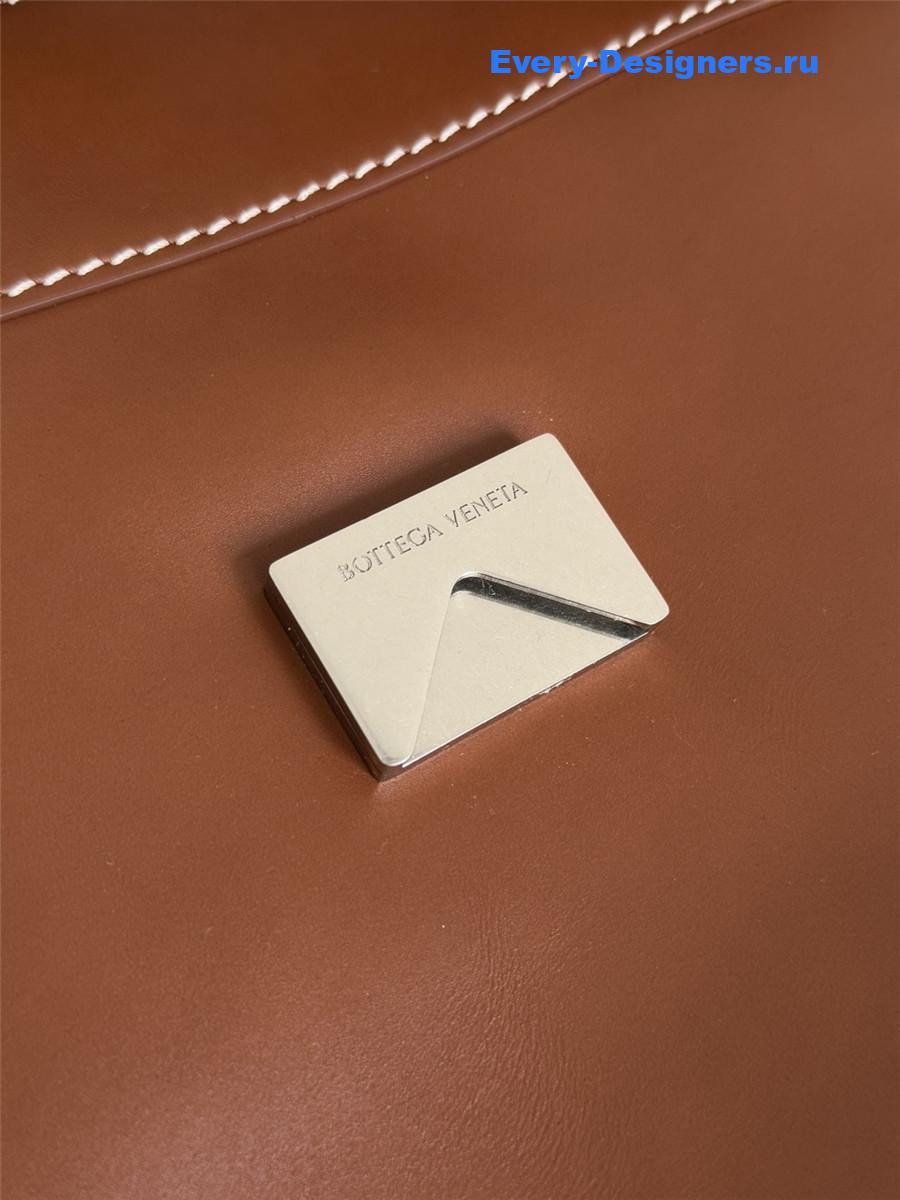 b0tt*ga Ven*ta andiamo leather messenger bag brown