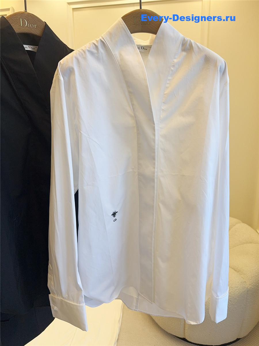 D10r little bee white shirt