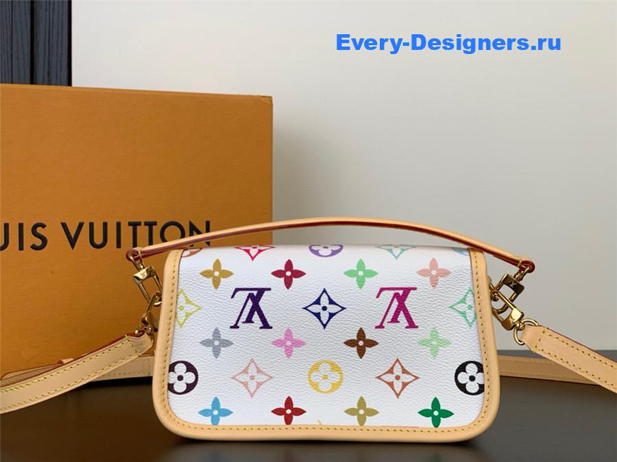 l0vis Vvtt0n x murakami diane nano bag