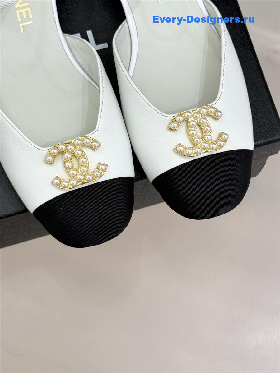 Ch**el cc white chunky heel sandals