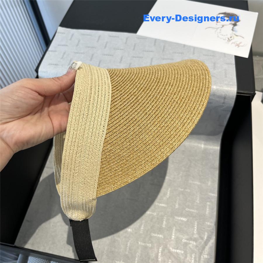 Pra*a light beige straw visor