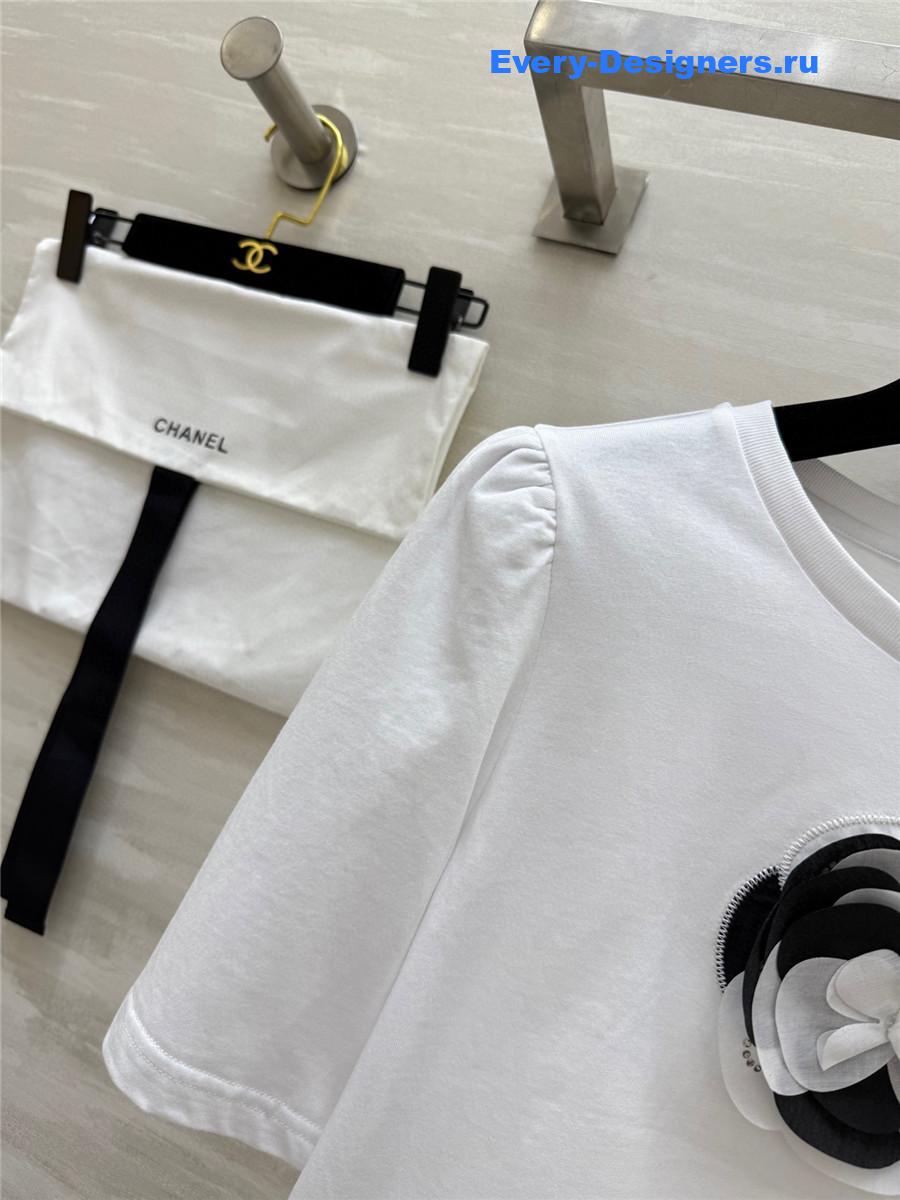 Ch**el white camellia tee