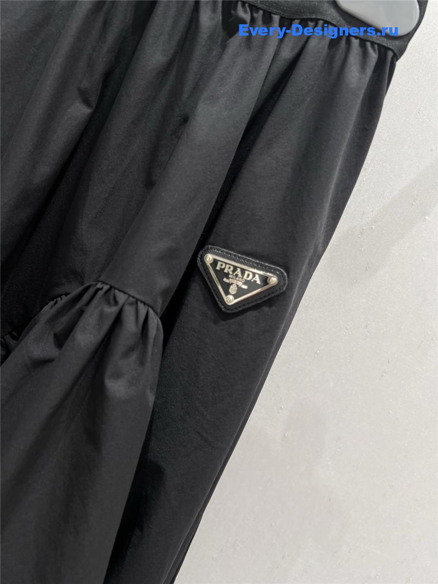 Pra*a black irregular ruffle skirt