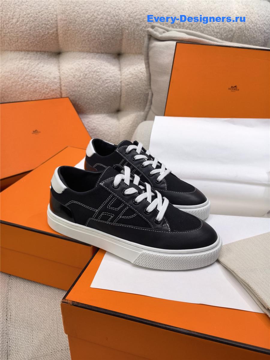 H**me5 deep sneaker black