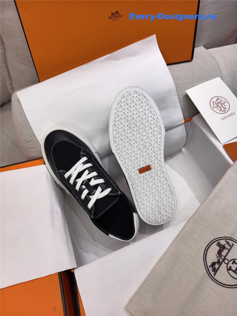 H**me5 deep sneaker black