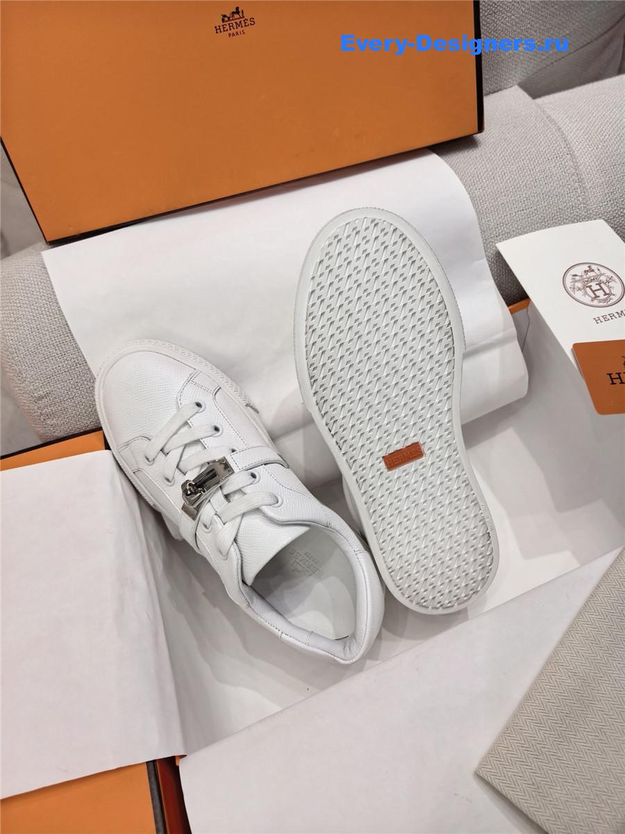 H**me5 day sneakers white