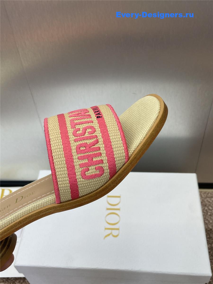 D10r pink dway slides