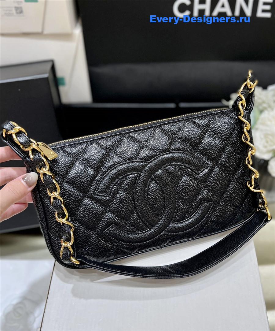 Ch**el timeless black caviar pochette