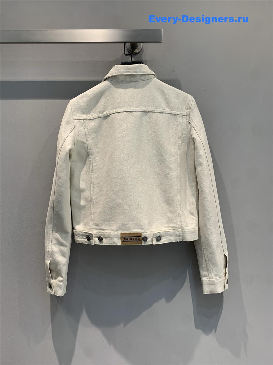 D10r bee embroidered denim jacket