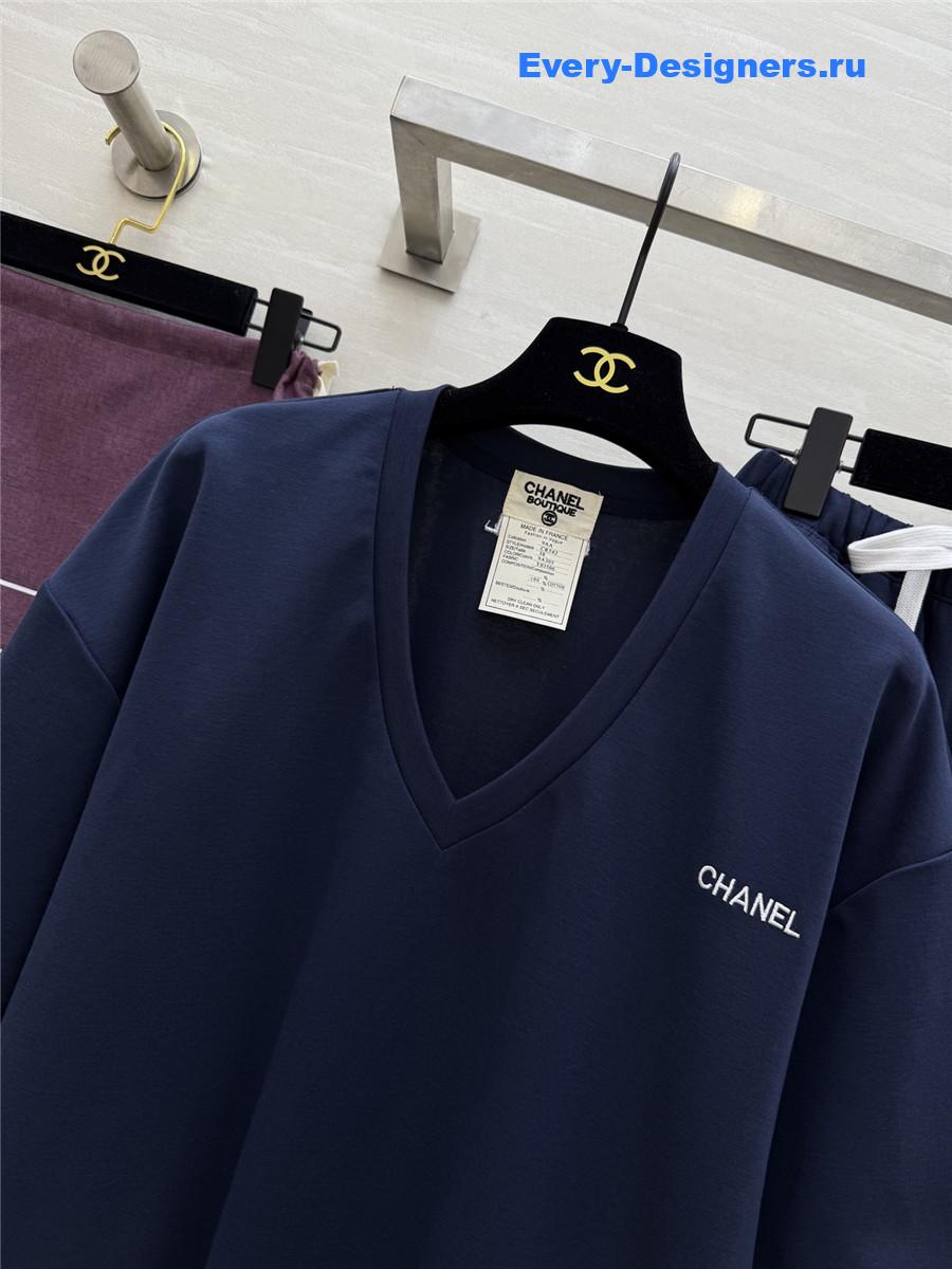 Ch**el v-neck short-sleeve cotton suit