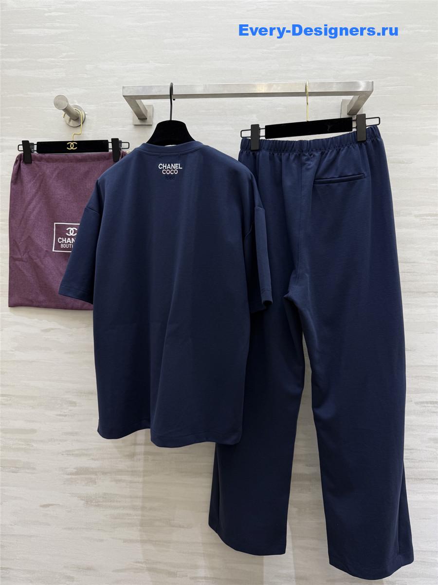 Ch**el v-neck short-sleeve cotton suit