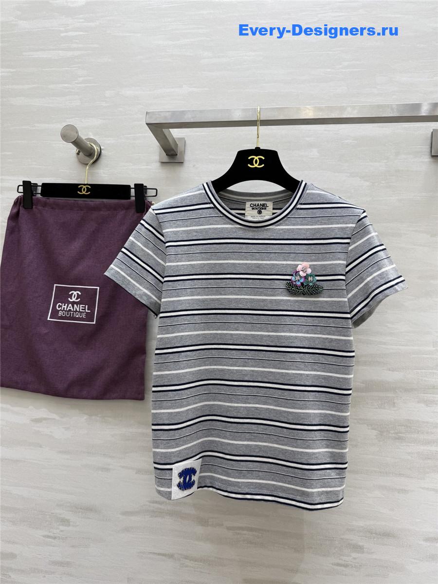 Ch**el multicolor beaded floral tee