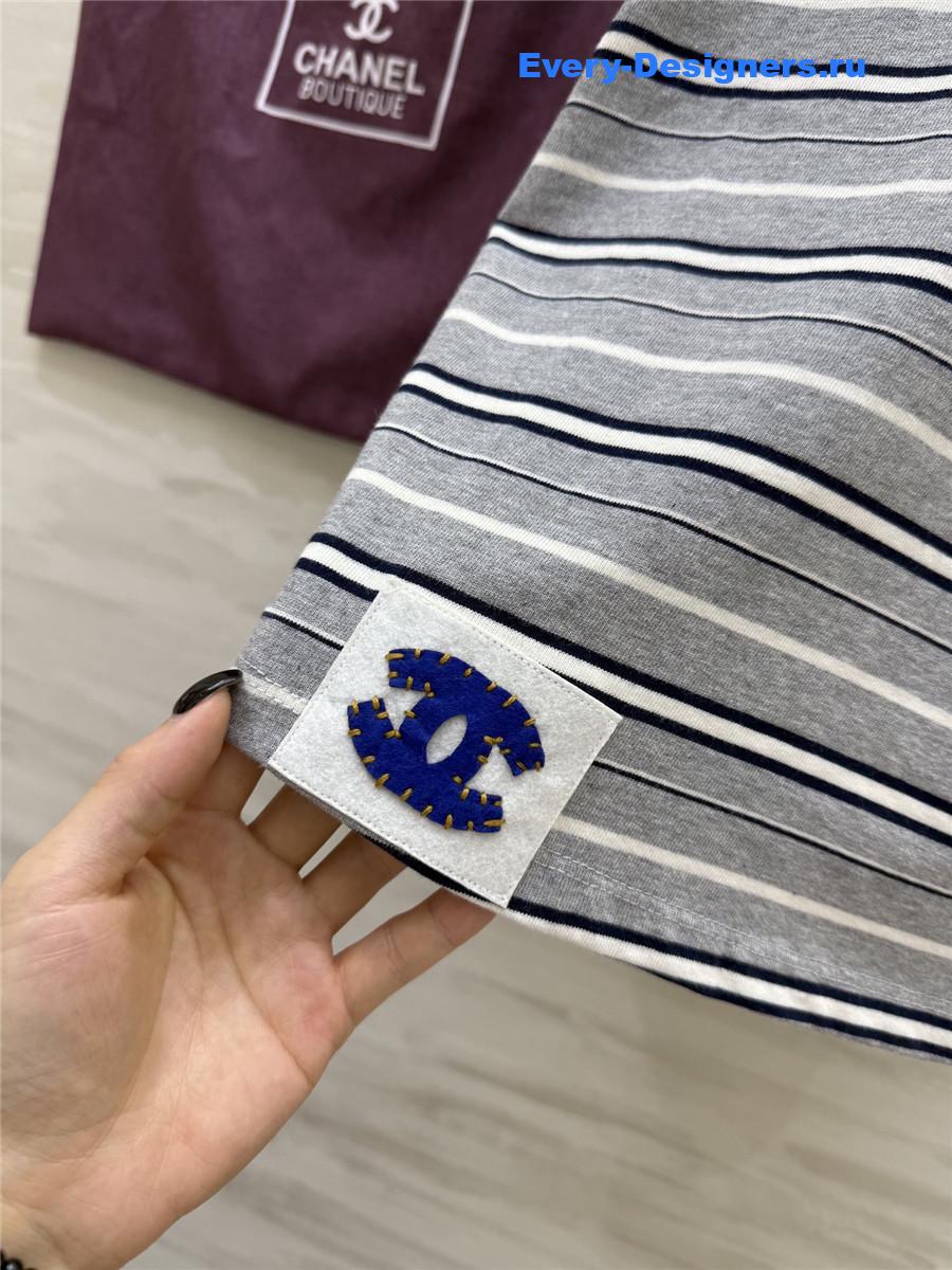 Ch**el multicolor beaded floral tee