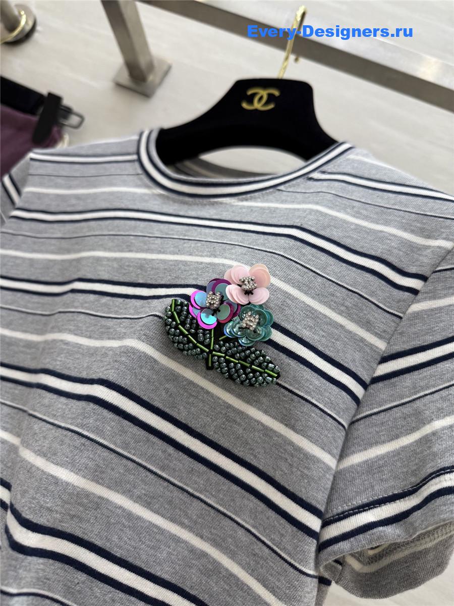 Ch**el multicolor beaded floral tee