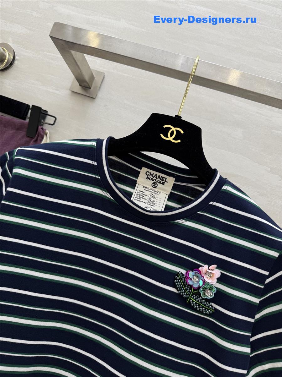 Ch**el navy beaded floral tee
