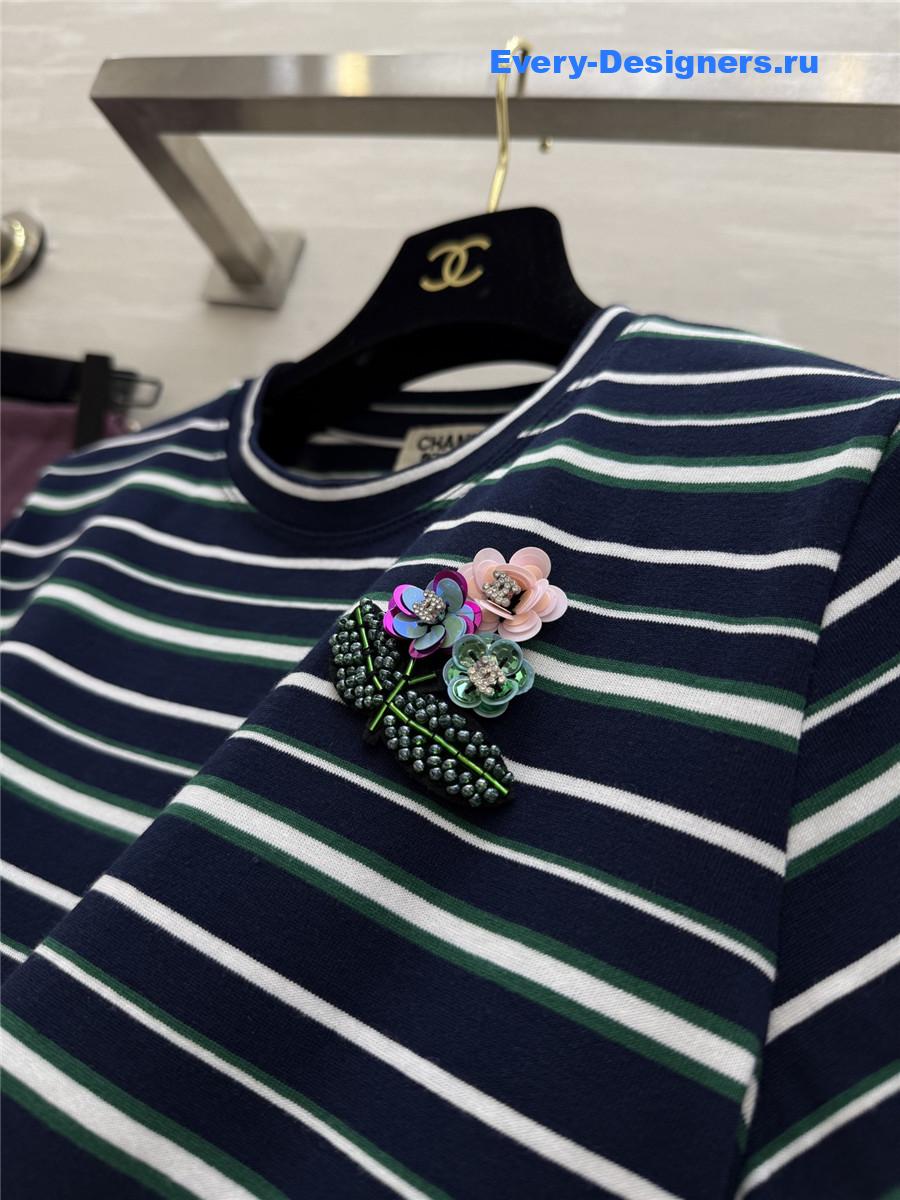 Ch**el navy beaded floral tee