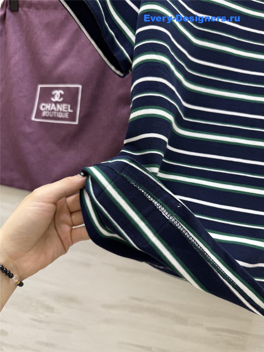 Ch**el navy beaded floral tee