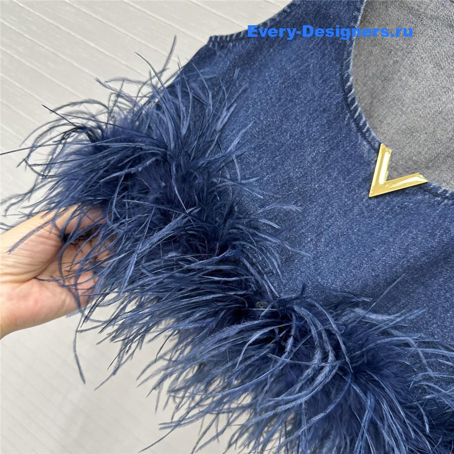 Va1e*ntin0 garavani feather-trim denim crop top