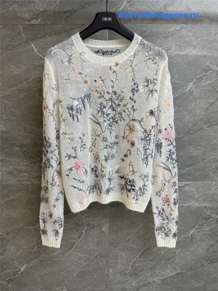 D10r floral embroidered sweater