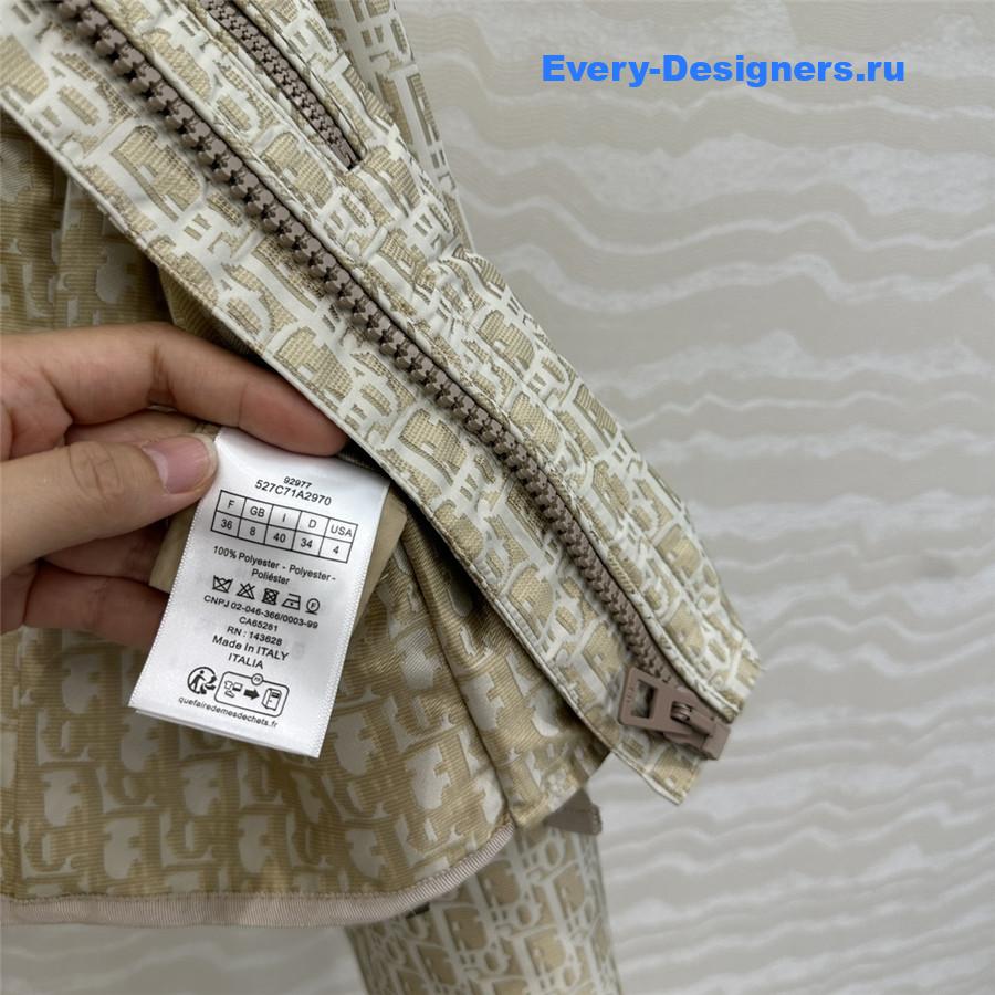 D10r oblique hooded jacket