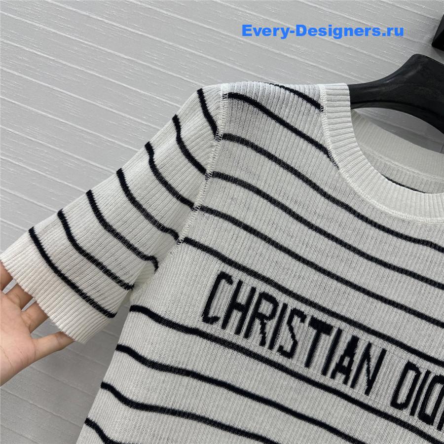 D10r white linen knit top