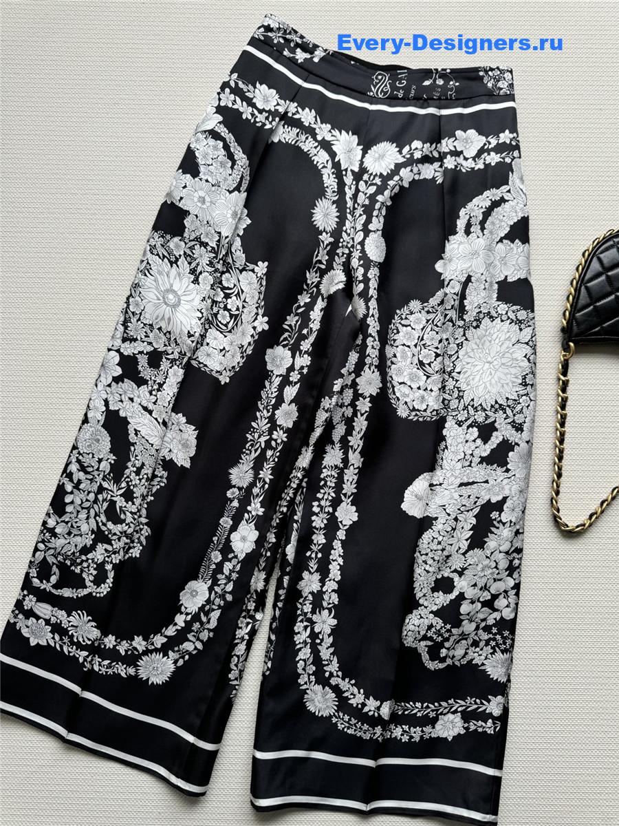 H**me5 black silk floral pants