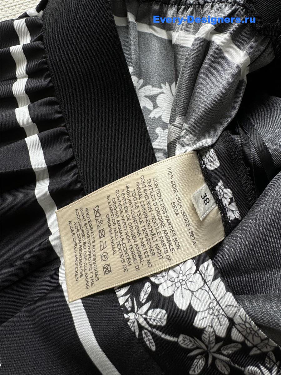 H**me5 black silk floral pants