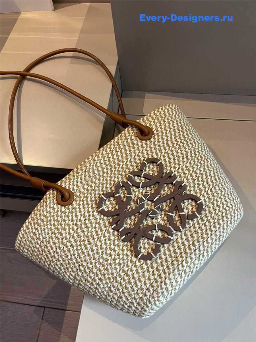L0ew* beige woven shoulder bag