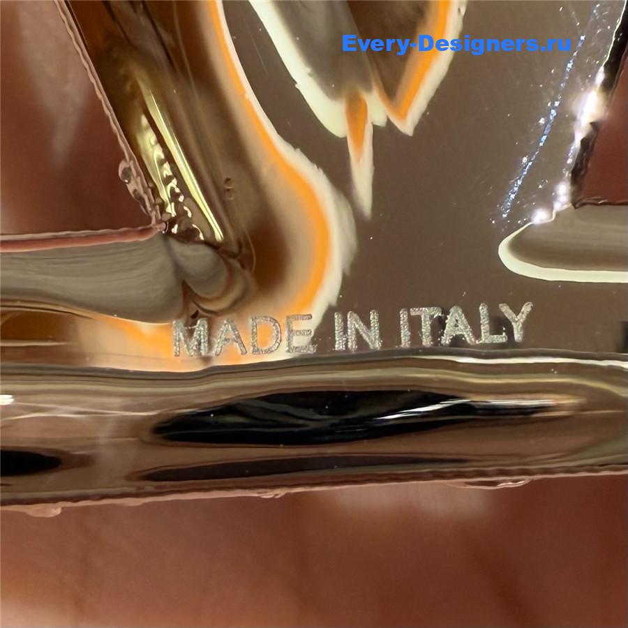 Va1e*ntin0 vlogo burgundy belt