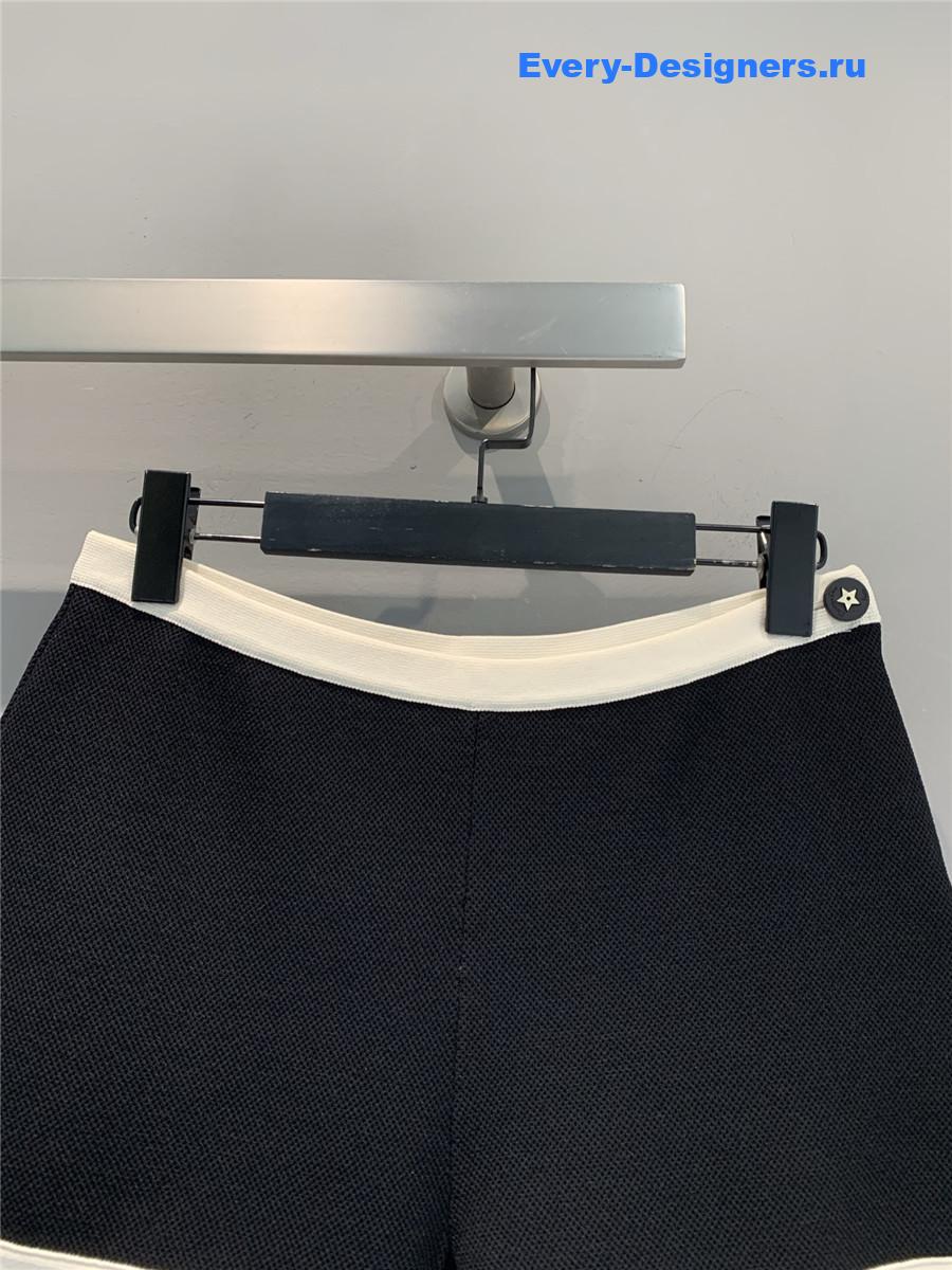 D10r high-rise terry shorts