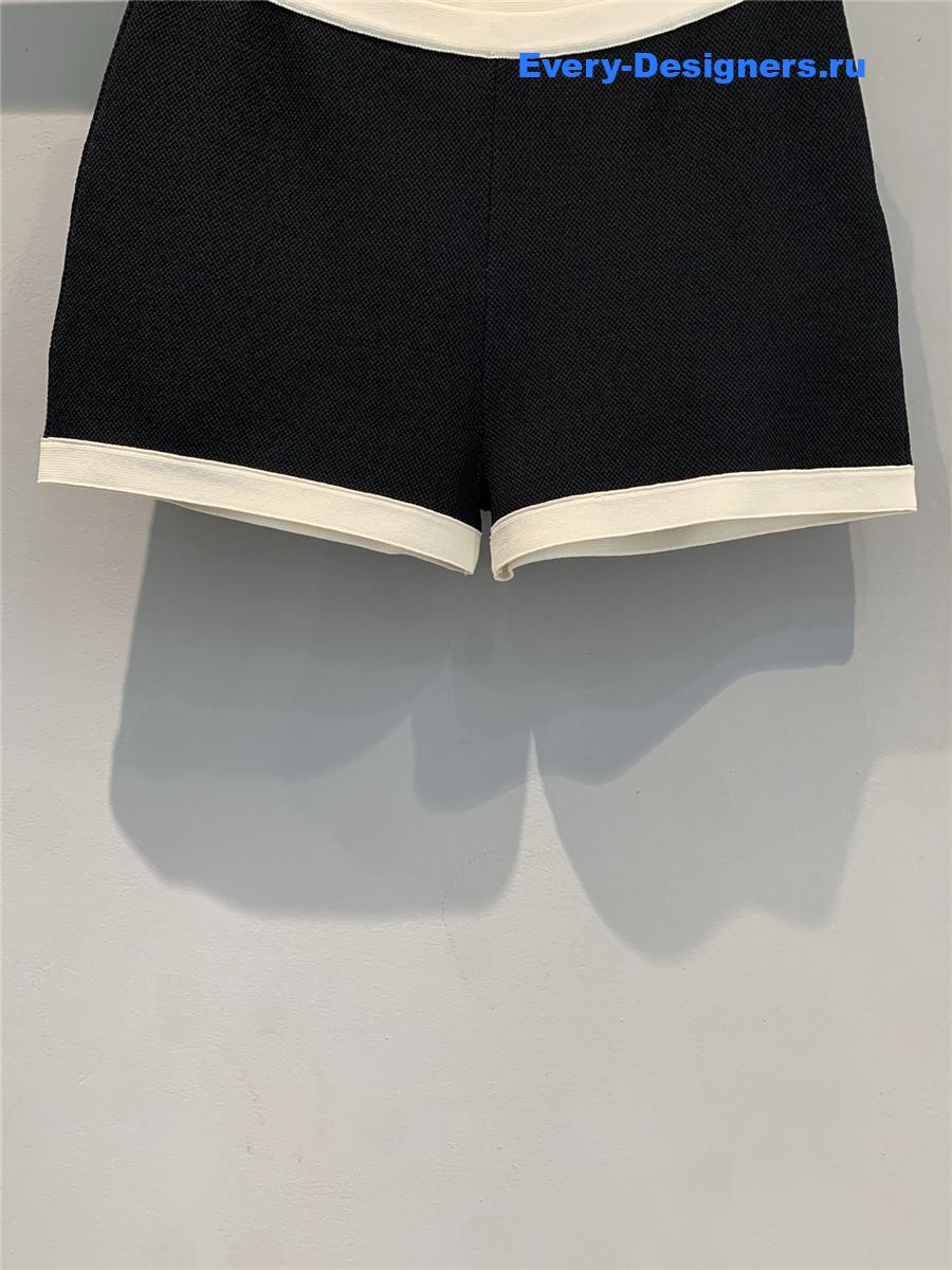 D10r high-rise terry shorts
