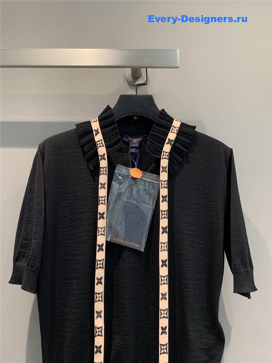 l0vis Vvtt0n logo ribbon black short sleeves