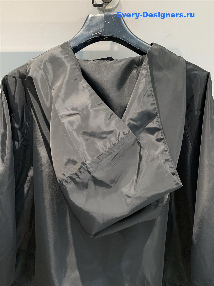 F**di logo-print jacket black