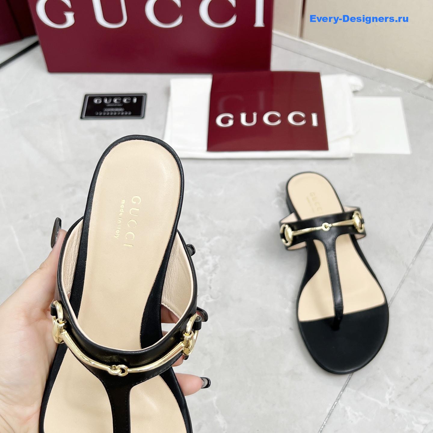 Gvc*1 blondie black gg thong sandals