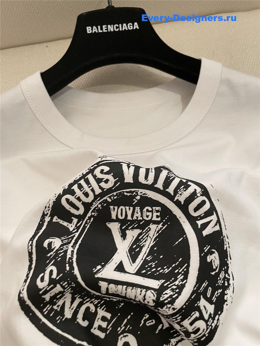 l0vis Vvtt0n lv stamp t-shirt