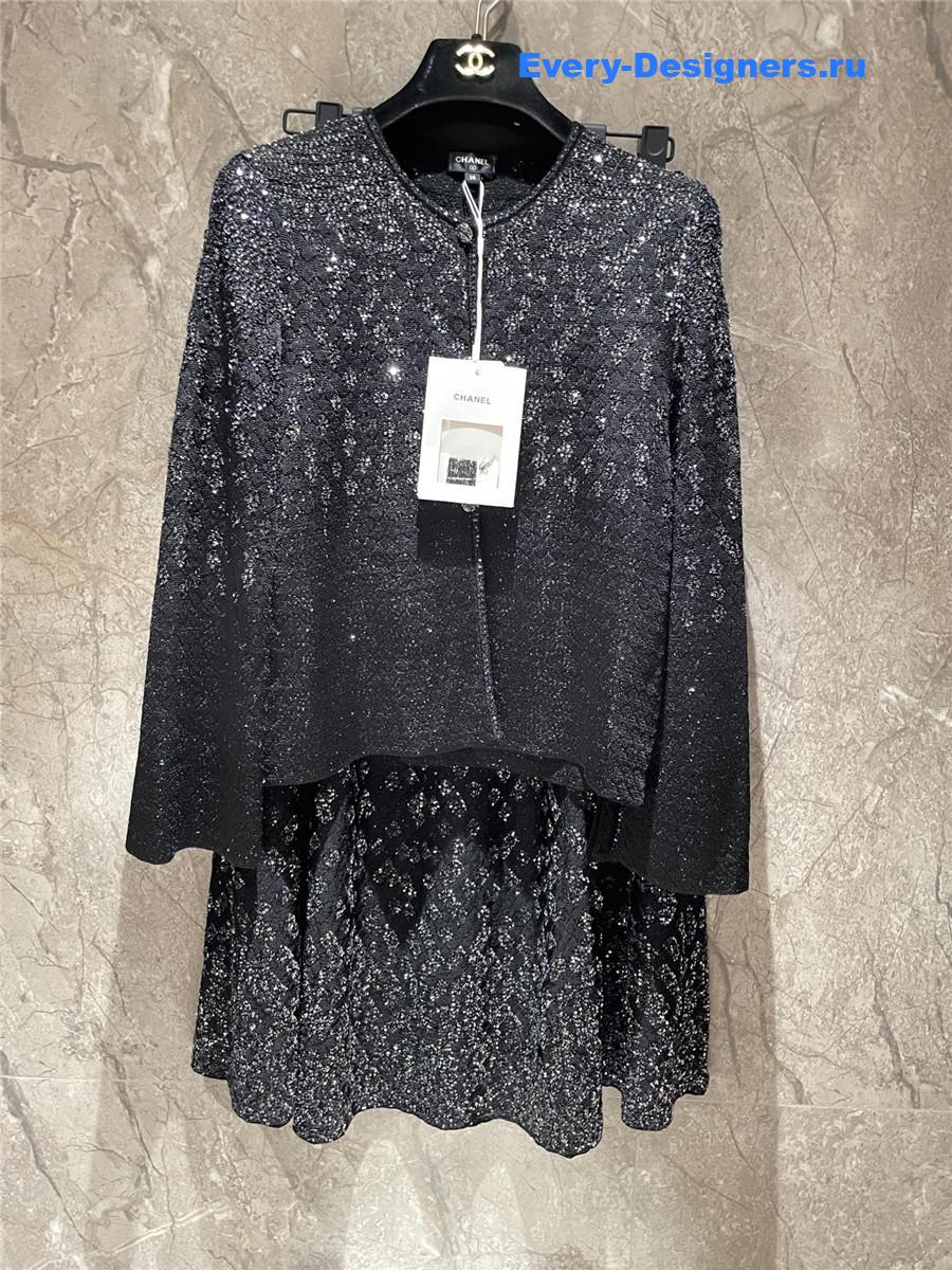 Ch**el black printed skirt