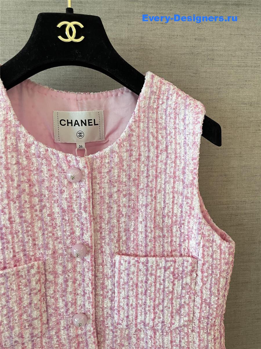 Ch**el pink tweed vest